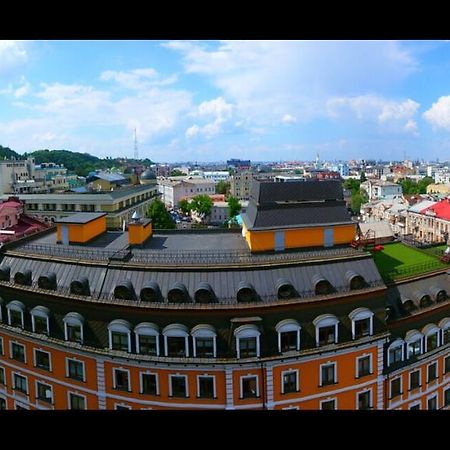 Kyiv Historycal Center Of The City Close To The St Andrews Church Exterior foto